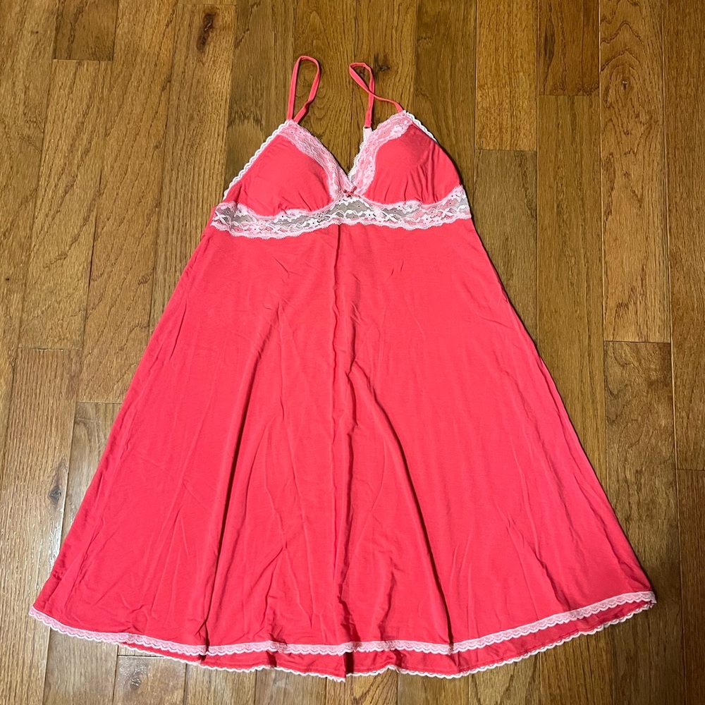 Victoria's Secret Coral and White Lace Chemise